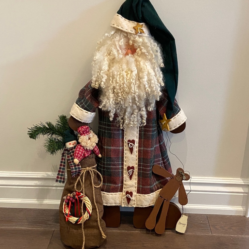 Vintage Charming Handmade OOAK Old World Wooden & Plaid Santa with Sack and Bear